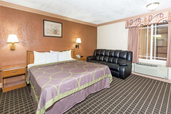 Super 8 de Wyndham Azusa image 6